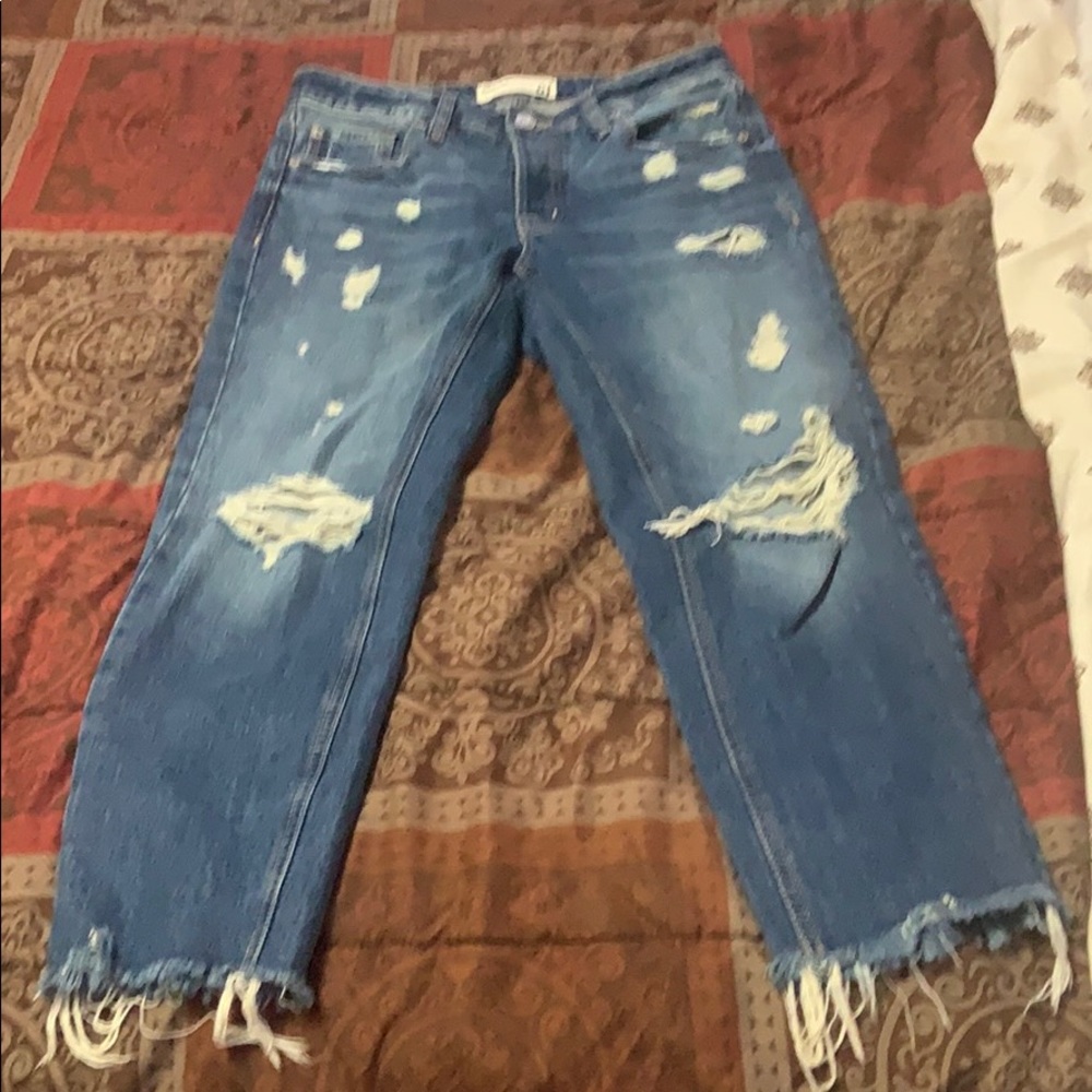Girlfriend/boyfriend jeans